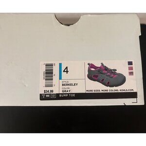 Girls Bump Toe Berkeley Gray Sandal Size 4